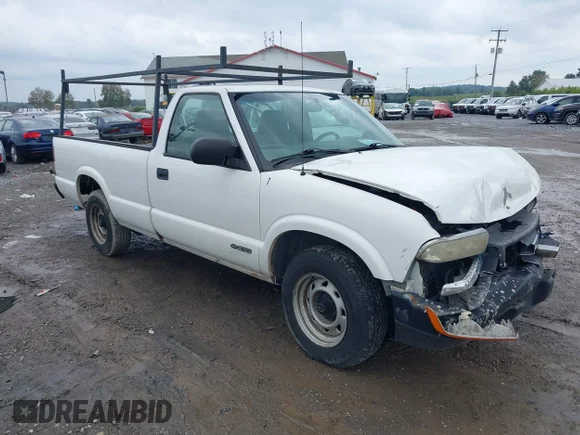✅ 2000 Chevrolet S-10 LS • VIN: 1GCCS14W7YK199902 • Лот: 43212937. Опубликован ранее на IAAI с пробегом 226 004 миль. Бесплатный доступ к архиву аукционных продаж из США и подробный отчёт об истории автомобиля на DreamBid. Изображение 1.