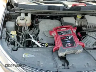 ✅ 2019 Chrysler Pacifica Touring L Plus • VIN: 2C4RC1EG1KR570527 • Лот: 64864105. Опубликован ранее на Copart с пробегом 28 551 миль. Бесплатный доступ к архиву аукционных продаж из США и подробный отчёт об истории автомобиля на DreamBid. Изображение 14.