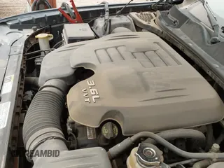 ✅ 2014 Dodge Challenger SXT • VIN: 2C3CDYAG4EH274188 • Lot: 41637423. Wystawiony na IAAI z przebiegiem 147 515 mil. Bezpłatny archiwum sprzedaży aukcyjnych z USA i szczegółowy raport historii pojazdu na DreamBid. Zdjęcie 18.