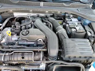 ✅ 2025 Volkswagen Jetta SE • VIN: 3VW7X7BU0SM048971 • Lot: 91630035. Listed on Copart with 18,414 mi. Free auction sales archive from the USA and detailed vehicle history report at DreamBid. Image 14.