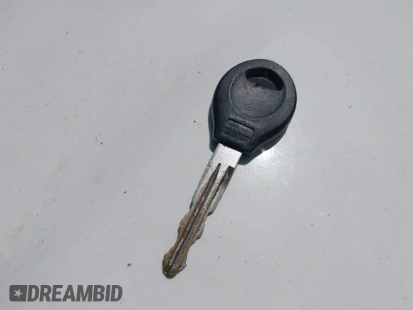 ✅ 2001 Subaru Legacy Outback Limited • VIN: 4S3BH686617610300 • Лот: 44914515. Опубліковано раніше на IAAI з пробігом 109 928 миль. Безкоштовний доступ до архіву аукціонних продажів зі США та докладний звіт про історію автомобіля на DreamBid. Зображення 11.