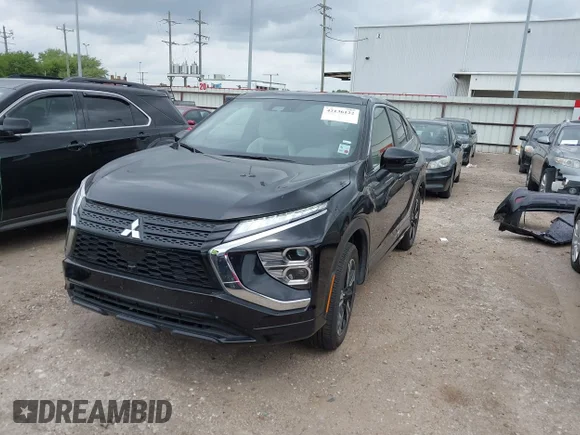 ✅ 2024 Mitsubishi Eclipse Cross SE • VIN: JA4ATWAA9RZ077782 • Лот: 42136122. Опубликован ранее на IAAI с пробегом 19 151 миль. Бесплатный доступ к архиву аукционных продаж из США и подробный отчёт об истории автомобиля на DreamBid. Изображение 2.