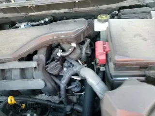 ✅ 2018 Nissan Rogue SV • VIN: JN1BJ1CRXJW286379 • Lot: 84412315. Wystawiony na Copart z przebiegiem 114 303 mil. Bezpłatny archiwum sprzedaży aukcyjnych z USA i szczegółowy raport historii pojazdu na DreamBid. Zdjęcie 16.