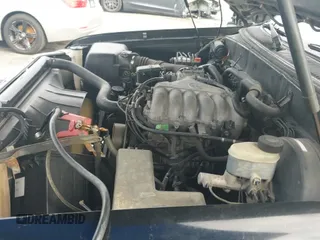 ✅ 2003 Toyota Tundra SR5 • VIN: 5TBRN34133S401016 • Lot: 43642141. Listed on IAAI with Not provided. Free auction sales archive from the USA and detailed vehicle history report at DreamBid. Image 16.