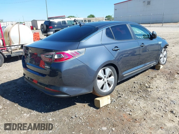 ✅ 2015 Kia Optima EX • VIN: KNAGN4AD1F5085352 • Lot: 44804370. Wystawiony na IAAI z przebiegiem 186 496 mil. Bezpłatny archiwum sprzedaży aukcyjnych z USA i szczegółowy raport historii pojazdu na DreamBid. Zdjęcie 4.