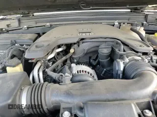 ✅ 2018 Jeep Wrangler Unlimited Sport S • VIN: 1C4HJXDG4JW183319 • Lot: 84067205. Wystawiony na Copart z przebiegiem 70 127 mil. Bezpłatny archiwum sprzedaży aukcyjnych z USA i szczegółowy raport historii pojazdu na DreamBid. Zdjęcie 16.