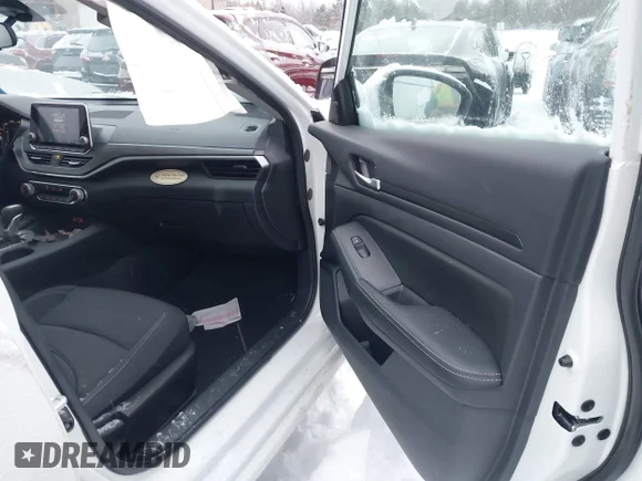 ✅ 2025 Nissan Altima SV • VIN: 1N4BL4DW3SN309477 • Lot: 44041724. Wystawiony na IAAI z przebiegiem 4 759 mil. Bezpłatny archiwum sprzedaży aukcyjnych z USA i szczegółowy raport historii pojazdu na DreamBid. Zdjęcie 5.