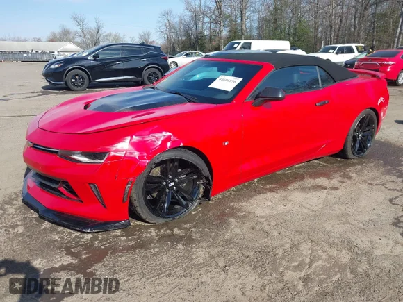 ✅ 2018 Chevrolet Camaro 1LT • VIN: 1G1FB3DS0J0165574 • Lot: 44696856. Wystawiony na IAAI z przebiegiem 57 760 mil. Bezpłatny archiwum sprzedaży aukcyjnych z USA i szczegółowy raport historii pojazdu na DreamBid. Zdjęcie 2.