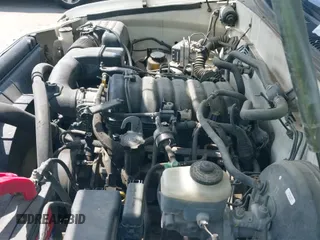 ✅ 2005 Toyota Tundra Limited • VIN: 5TBET38125S493088 • Lot: 42064186. Listed on IAAI with 220,557 mi. Free auction sales archive from the USA and detailed vehicle history report at DreamBid. Image 19.