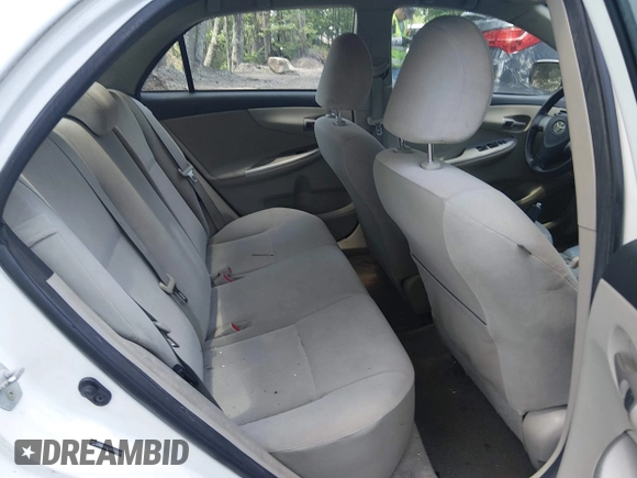 ✅ 2011 Toyota Corolla LE • VIN: JTDBU4EE9B9133489 • Lot: 45190304. Wystawiony na IAAI z przebiegiem 236 902 mil. Bezpłatny archiwum sprzedaży aukcyjnych z USA i szczegółowy raport historii pojazdu na DreamBid. Zdjęcie 8.