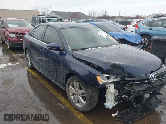 ✅ 2014 Volkswagen Jetta Hybrid • VIN: 3VW637AJ8EM215855 • Lot: 43960428. Listed on IAAI with 124,217 mi. Free auction sales archive from the USA and detailed vehicle history report at DreamBid. Image 1.
