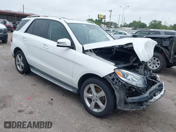 ✅ 2016 Mercedes-Benz GLE 350 • VIN: 4JGDA5JB9GA735085 • Lot: 45031028. Wystawiony na IAAI z przebiegiem 88 029 mil. Bezpłatny archiwum sprzedaży aukcyjnych z USA i szczegółowy raport historii pojazdu na DreamBid. Zdjęcie 1.