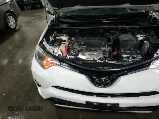 ✅ 2018 Toyota RAV4 XLE • VIN: JTMRFREV3JJ734190 • Lot: 89832365. Listed on Copart with 141,678 mi. Free auction sales archive from the USA and detailed vehicle history report at DreamBid. Image 16.