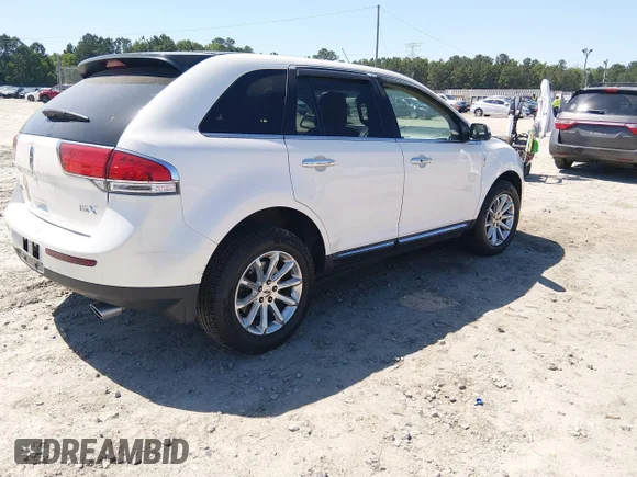 ✅ 2012 Lincoln MKX • VIN: 2LMDJ6JK3CBL06078 • Lot: 45102222. Listed on IAAI with 124,021 mi. Free auction sales archive from the USA and detailed vehicle history report at DreamBid. Image 4.