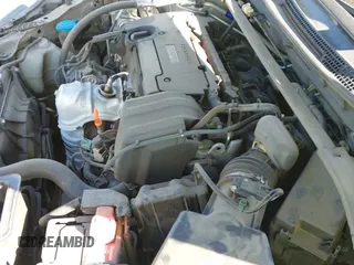 ✅ 2017 Honda Accord EX-L • VIN: 1HGCR2F87HA189880 • Lot: 43603486. Listed on IAAI with 87,013 mi. Free auction sales archive from the USA and detailed vehicle history report at DreamBid. Image 19.