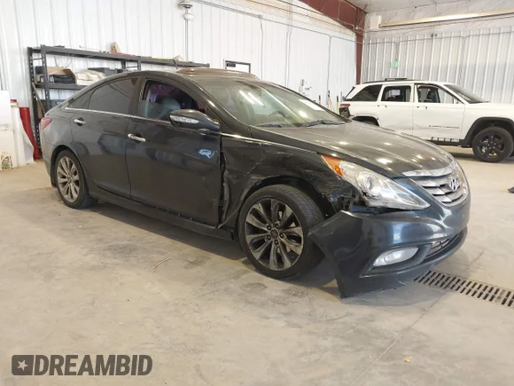 ✅ 2011 Hyundai Sonata Limited • VIN: 5NPEC4AB9BH208677 • Lot: 45388708. Wystawiony na IAAI z przebiegiem 192 550 mil. Bezpłatny archiwum sprzedaży aukcyjnych z USA i szczegółowy raport historii pojazdu na DreamBid. Zdjęcie 1.