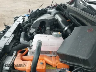 ✅ 2023 Kia Sportage SX-Prestige • VIN: KNDPXCAG2P7034661 • Lot: 43571462. Wystawiony na IAAI z przebiegiem 31 849 mil. Bezpłatny archiwum sprzedaży aukcyjnych z USA i szczegółowy raport historii pojazdu na DreamBid. Zdjęcie 20.