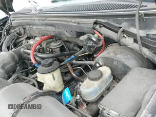 ✅ 1999 Lincoln Navigator • VIN: 5LMRU27L8XLJ03949 • Лот: 42398090. Опубликован ранее на IAAI с пробегом Не указан. Бесплатный доступ к архиву аукционных продаж из США и подробный отчёт об истории автомобиля на DreamBid. Изображение 12.