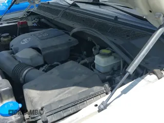 ✅ 2013 Nissan Armada SV • VIN: 5N1BA0ND2DN602145 • Лот: 42589200. Опубликован ранее на IAAI с пробегом 267 780 миль. Бесплатный доступ к архиву аукционных продаж из США и подробный отчёт об истории автомобиля на DreamBid. Изображение 19.