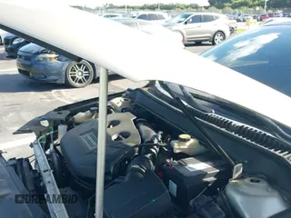 ✅ 2017 Lincoln MKZ Select • VIN: 3LN6L5C95HR602473 • Lot: 43370644. Wystawiony na IAAI z przebiegiem 65 829 mil. Bezpłatny archiwum sprzedaży aukcyjnych z USA i szczegółowy raport historii pojazdu na DreamBid. Zdjęcie 19.