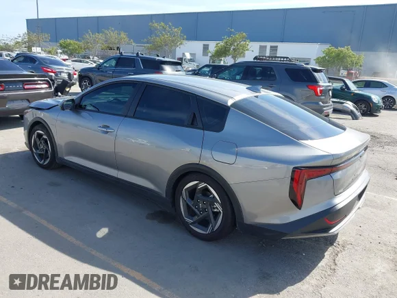 ✅ 2025 Kia K4 EX • VIN: 3KPFU4DEXSE223152 • Lot: 44999650. Listed on IAAI with 4,600 mi. Free auction sales archive from the USA and detailed vehicle history report at DreamBid. Image 3.