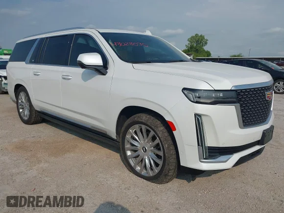 ✅ 2021 Cadillac Escalade ESV • VIN: 1GYS4LKT6MR323776 • Лот: 43028030. Опубликован ранее на IAAI с пробегом 82 846 миль. Бесплатный доступ к архиву аукционных продаж из США и подробный отчёт об истории автомобиля на DreamBid. Изображение 1.