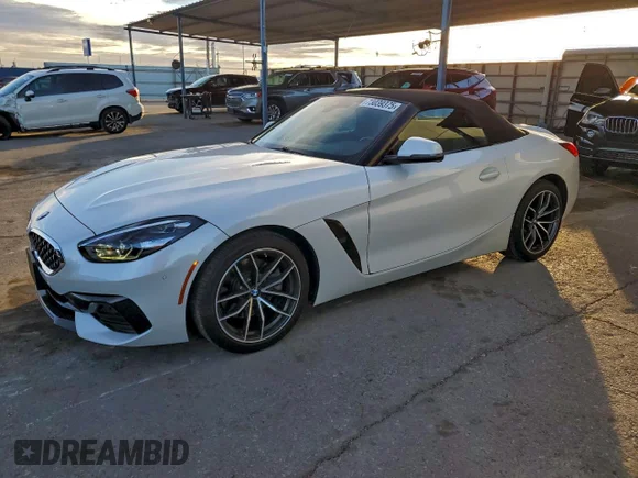 ✅ 2021 BMW Z4 sDrive30i • VIN: WBAHF3C0XMWX18783 • Лот: 73039375. Опубліковано раніше на Copart з пробігом 45 981 миль. Безкоштовний доступ до архіву аукціонних продажів зі США та докладний звіт про історію автомобіля на DreamBid. Зображення 1.