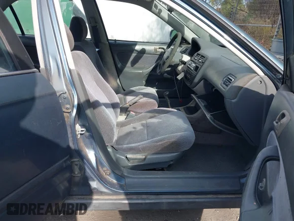 ✅ 1998 Honda Civic DX • VIN: 1HGEJ6522WL016094 • Lot: 43785942. Wystawiony na IAAI z przebiegiem 190 730 mil. Bezpłatny archiwum sprzedaży aukcyjnych z USA i szczegółowy raport historii pojazdu na DreamBid. Zdjęcie 5.