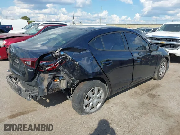 ✅ 2017 Mazda 3 Sport • VIN: 3MZBN1U78HM122957 • Лот: 43388341. Опубліковано раніше на IAAI з пробігом Не вказано. Безкоштовний доступ до архіву аукціонних продажів зі США та докладний звіт про історію автомобіля на DreamBid. Зображення 4.
