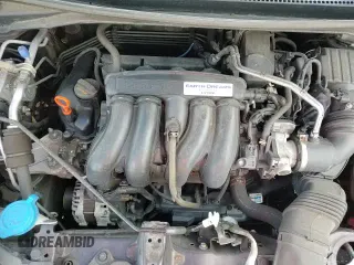 ✅ 2017 Honda Fit EX • VIN: 3HGGK5G79HM704281 • Lot: 84203035. Listed on Copart with 82,438 mi. Free auction sales archive from the USA and detailed vehicle history report at DreamBid. Image 13.