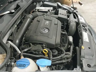 ✅ 2015 Volkswagen Beetle 1.8T • VIN: 3VWJ17AT9FM621081 • Lot: 42988766. Listed on IAAI with 69,997 mi. Free auction sales archive from the USA and detailed vehicle history report at DreamBid. Image 19.