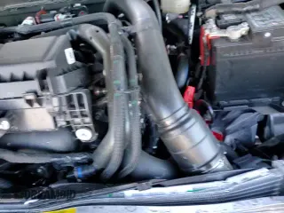 ✅ 2025 Ford Escape ST-Line Select • VIN: 1FMCU9NA7SUB23759 • Лот: 92727315. Опубликован ранее на Copart с пробегом 21 030 миль. Бесплатный доступ к архиву аукционных продаж из США и подробный отчёт об истории автомобиля на DreamBid. Изображение 14.