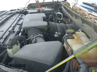 ✅ 2022 Chevrolet Suburban High Country • VIN: 1GNSKGKL2NR286432 • Lot: 43389047. Wystawiony na IAAI z przebiegiem 91 833 mil. Bezpłatny archiwum sprzedaży aukcyjnych z USA i szczegółowy raport historii pojazdu na DreamBid. Zdjęcie 20.