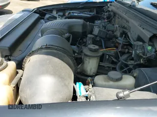 ✅ 2001 Ford Expedition XLT • VIN: 1FMRU16W61LA94202 • Lot: 42658425. Wystawiony na IAAI z przebiegiem 195 783 mil. Bezpłatny archiwum sprzedaży aukcyjnych z USA i szczegółowy raport historii pojazdu na DreamBid. Zdjęcie 12.