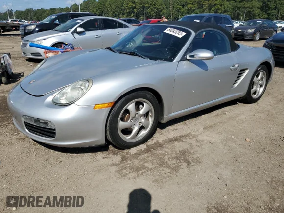 ✅ 2007 Porsche Boxster • VIN: WP0CA29877U710451 • Lot: 84045285. Wystawiony na Copart z przebiegiem 114 749 mil. Bezpłatny archiwum sprzedaży aukcyjnych z USA i szczegółowy raport historii pojazdu na DreamBid. Zdjęcie 1.