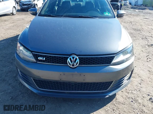 ✅ 2012 Volkswagen Jetta PZEV • VIN: 3VW5A7AJ0CM015468 • Lot: 45019582. Wystawiony na IAAI z przebiegiem 107 139 mil. Bezpłatny archiwum sprzedaży aukcyjnych z USA i szczegółowy raport historii pojazdu na DreamBid. Zdjęcie 6.