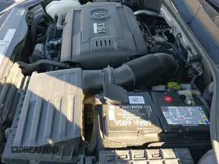 ✅ 2019 Volkswagen Golf R • VIN: WVWVA7AU7KW230017 • Lot: 43426398. Listed on IAAI with 58,276 mi. Free auction sales archive from the USA and detailed vehicle history report at DreamBid. Image 19.