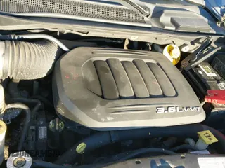 ✅ 2014 Chrysler Town & Country Touring • VIN: 2C4RC1BG4ER211486 • Lot: 43682764. Listed on IAAI with 115,594 mi. Free auction sales archive from the USA and detailed vehicle history report at DreamBid. Image 12.