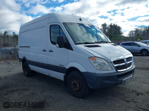 ✅ 2008 Dodge Sprinter • VIN: WD0PF045885231012 • Лот: 43677345. Опубликован ранее на IAAI с пробегом 223 234 миль. Бесплатный доступ к архиву аукционных продаж из США и подробный отчёт об истории автомобиля на DreamBid. Изображение 1.
