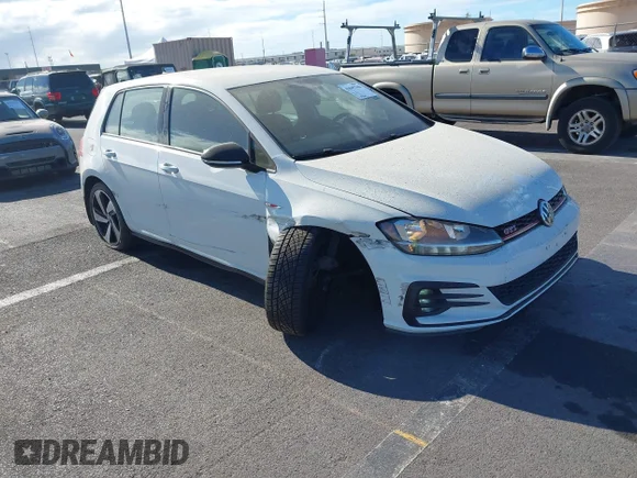 ✅ 2021 Volkswagen Golf GTI S • VIN: 3VW6T7AU0MM006120 • Lot: 43045766. Wystawiony na IAAI z przebiegiem 27 862 mil. Bezpłatny archiwum sprzedaży aukcyjnych z USA i szczegółowy raport historii pojazdu na DreamBid. Zdjęcie 1.