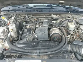 ✅ 2001 Chevrolet S-10 • VIN: 1GCCS195618167235 • Лот: 41675585. Опубликован ранее на IAAI с пробегом 192 678 миль. Бесплатный доступ к архиву аукционных продаж из США и подробный отчёт об истории автомобиля на DreamBid. Изображение 19.