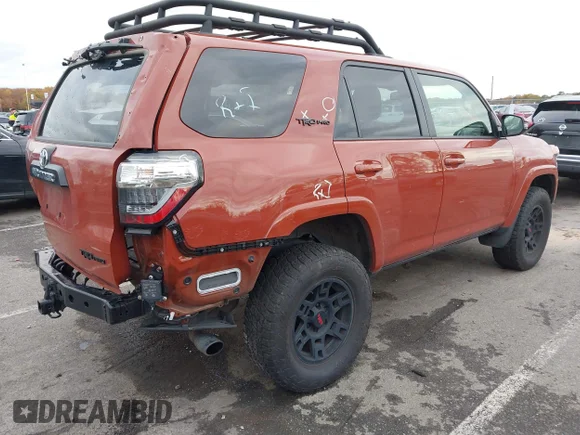 ✅ 2024 Toyota 4Runner TRD Pro • VIN: JTELU5JR2R6276701 • Lot: 43522324. Wystawiony na IAAI z przebiegiem 32 849 mil. Bezpłatny archiwum sprzedaży aukcyjnych z USA i szczegółowy raport historii pojazdu na DreamBid. Zdjęcie 4.
