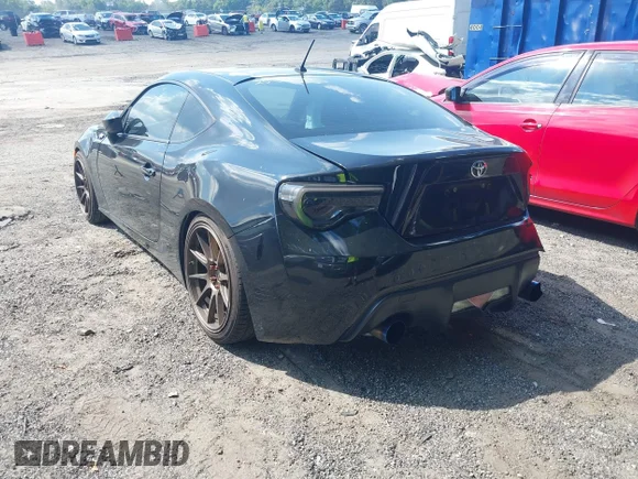 ✅ 2013 Scion FR-S • VIN: JF1ZNAA16D1730376 • Lot: 43113629. Listed on IAAI with 101,508 mi. Free auction sales archive from the USA and detailed vehicle history report at DreamBid. Image 3.