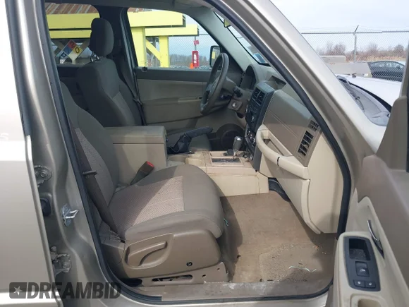 ✅ 2010 Jeep Liberty Sport • VIN: 1J4PN2GK5AW136345 • Lot: 42013920. Listed on IAAI with 152,597 mi. Free auction sales archive from the USA and detailed vehicle history report at DreamBid. Image 5.