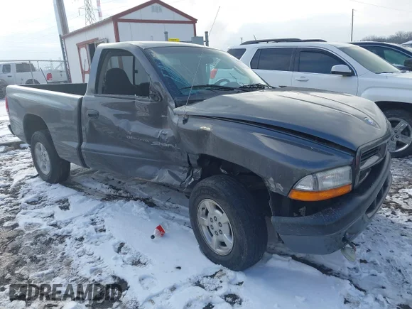 ✅ 2001 Dodge Dakota • VIN: 1B7FL26X11S296122 • Лот: 43925248. Опубликован ранее на IAAI с пробегом 107 821 миль. Бесплатный доступ к архиву аукционных продаж из США и подробный отчёт об истории автомобиля на DreamBid. Изображение 1.