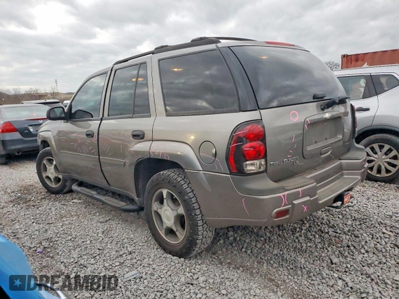 ✅ 2007 Chevrolet TrailBlazer LS • VIN: 1GNDS13S872249974 • Lot: 75682495. Wystawiony na Copart z przebiegiem 92 215 mil. Bezpłatny archiwum sprzedaży aukcyjnych z USA i szczegółowy raport historii pojazdu na DreamBid. Zdjęcie 2.