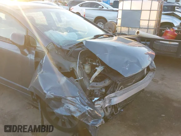 ✅ 2009 Honda Civic EX • VIN: 2HGFA16849H534493 • Lot: 43994778. Wystawiony na IAAI z przebiegiem 198 354 mil. Bezpłatny archiwum sprzedaży aukcyjnych z USA i szczegółowy raport historii pojazdu na DreamBid. Zdjęcie 6.