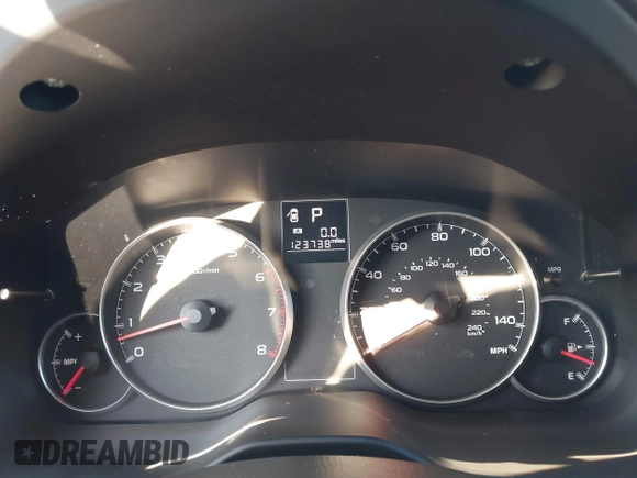 ✅ 2013 Subaru Outback Premium • VIN: 4S4BRCGCXD3212081 • Lot: 44105319. Wystawiony na IAAI z przebiegiem 123 738 mil. Bezpłatny archiwum sprzedaży aukcyjnych z USA i szczegółowy raport historii pojazdu na DreamBid. Zdjęcie 7.