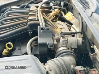 ✅ 2005 Chrysler PT Cruiser Touring • VIN: 3C4FY58B85T548456 • Lot: 43315977. Wystawiony na IAAI z przebiegiem 193 157 mil. Bezpłatny archiwum sprzedaży aukcyjnych z USA i szczegółowy raport historii pojazdu na DreamBid. Zdjęcie 12.