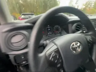 ✅ 2022 Toyota Tacoma SR • VIN: 3TYRX5GN4NT064309 • Lot: 91137485. Listed on Copart with 10,415 mi. Free auction sales archive from the USA and detailed vehicle history report at DreamBid. Image 11.